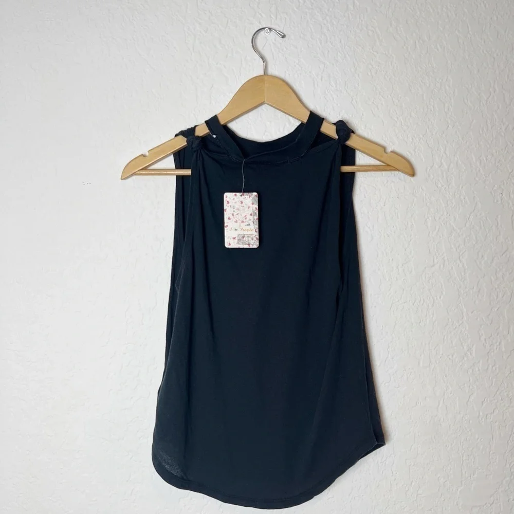 FREE PEOPLE WE THE FREE SLEEVELESS TWIST TANK TOP